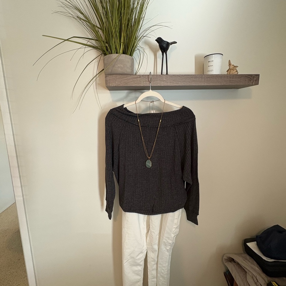Charcoal Gray off the shoulder Knit Top NWT In Loom - Picture 2 of 8